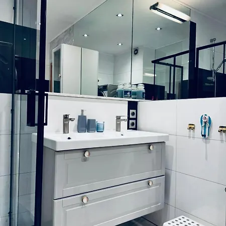 Przestronny Rodzinny Apartament